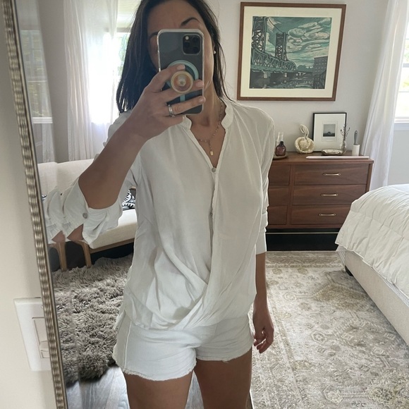 BlankNYC Twist Front White Shirt - Picture 1 of 13